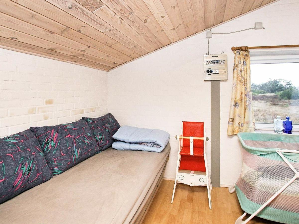 Three-Bedroom Holiday Home In Thisted 4 Norre Vorupor Room photo